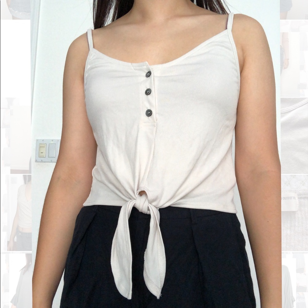 Urban Outfitters Cropped Tank Top with knot Size S